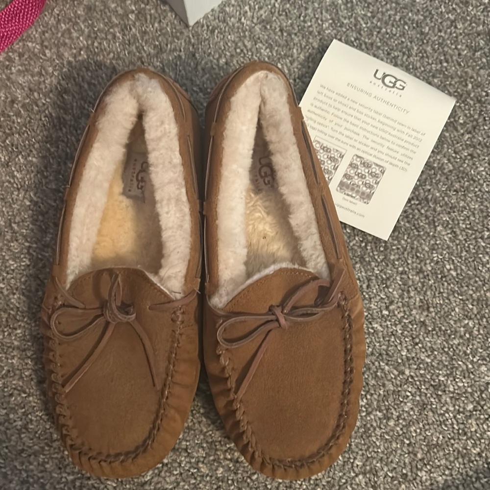 Women’s Dakota Uggs
